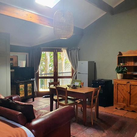 Waterhouse Guest Lodge - Indus Street Pretoria Bilik gambar