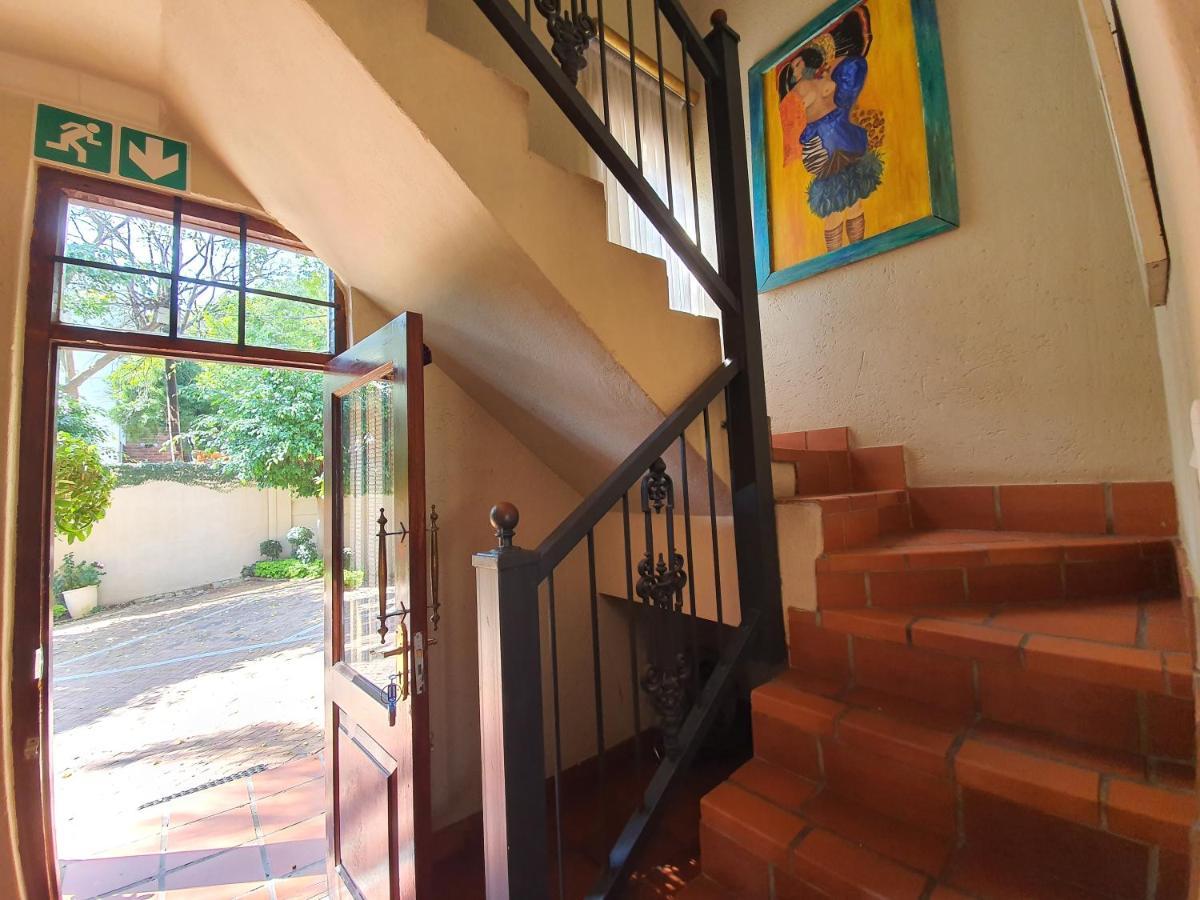 Waterhouse Guest Lodge - Indus Street Pretoria Luaran gambar