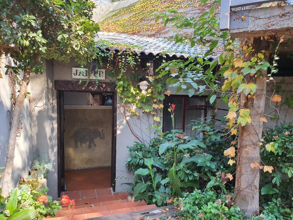 Waterhouse Guest Lodge - Indus Street Pretoria Luaran gambar