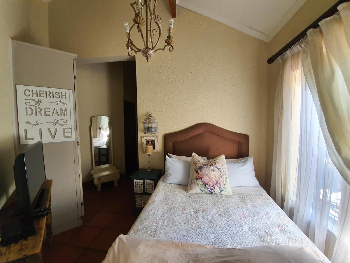 Waterhouse Guest Lodge - Indus Street Pretoria Luaran gambar