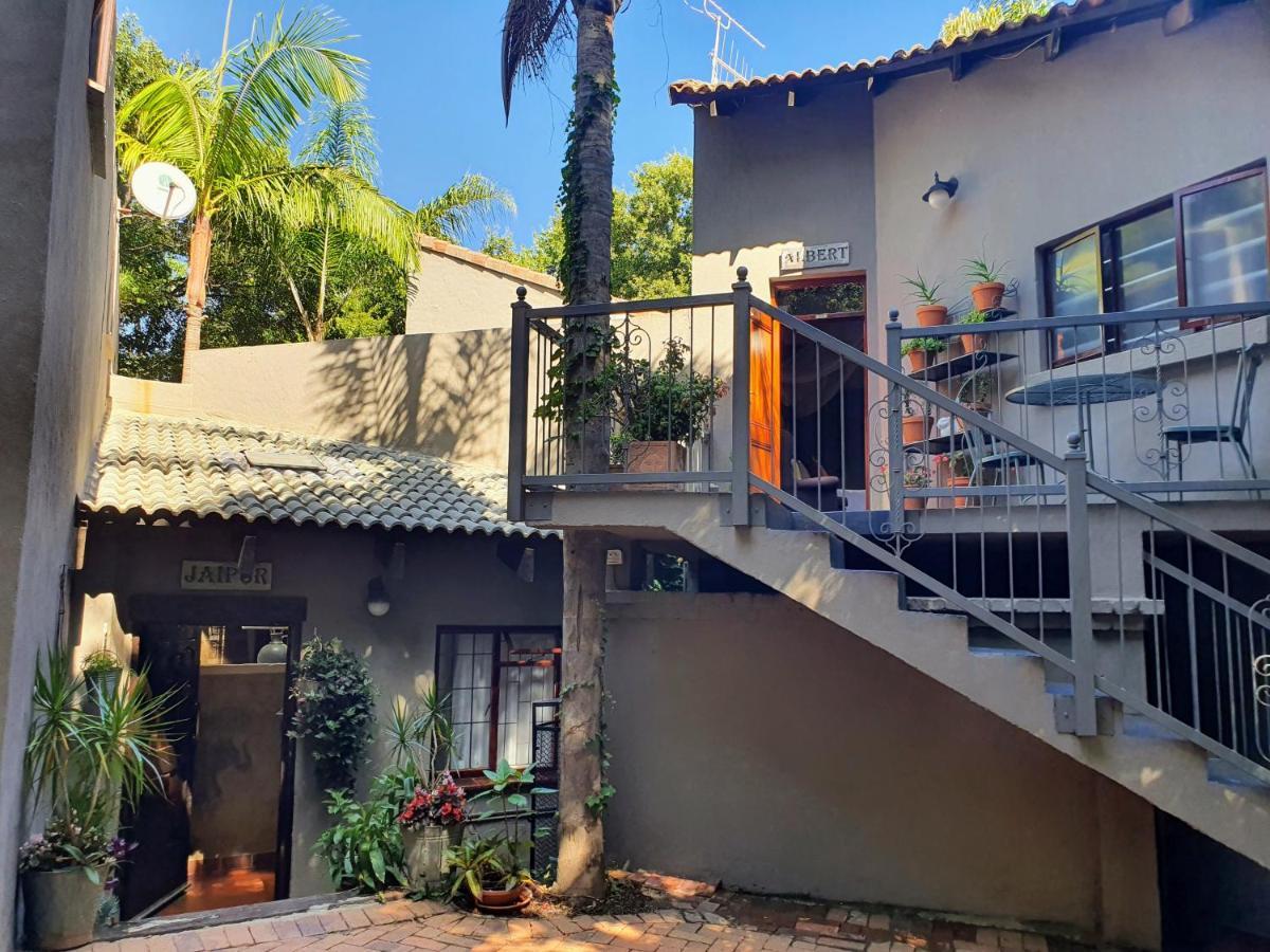 Waterhouse Guest Lodge - Indus Street Pretoria Luaran gambar